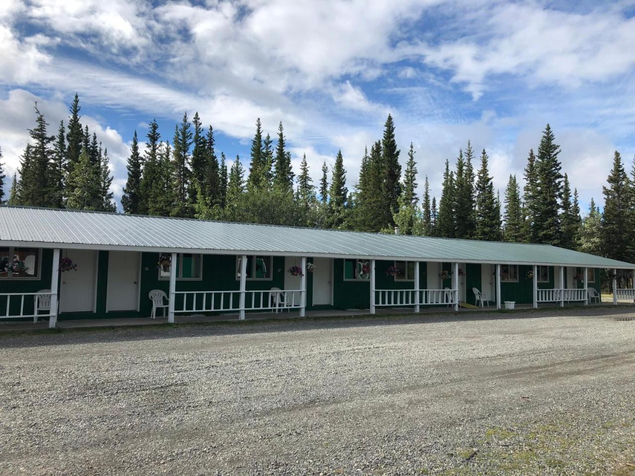 The Golden Bear Motel Tok Bagian luar foto